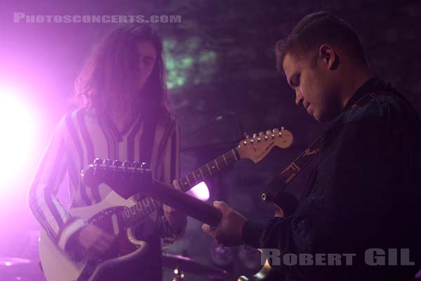 BORNS - 2015-10-27 - PARIS - Cafe de la Danse - 